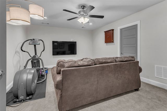 1014 Rennard Street, Caddo Mills, TX 75135