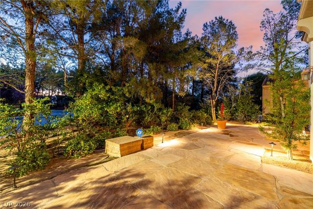 11849 Waterford Castle Court, Las Vegas, NV 89141