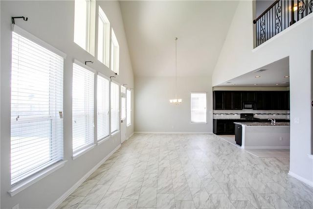 8049 Arezzo DR, Round Rock, TX 78665