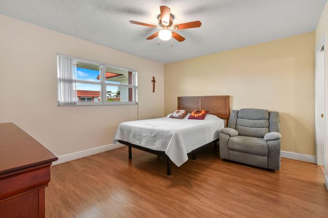 5800 Fernley Dr W 64, West Palm Beach, FL 33415