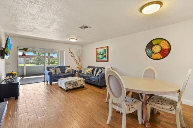 5800 Fernley Dr W 64, West Palm Beach, FL 33415