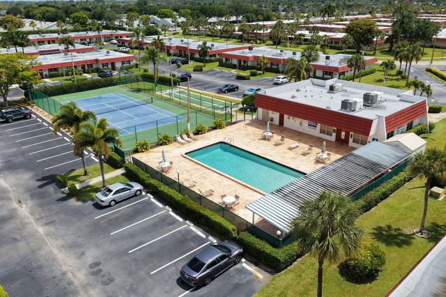 5800 Fernley Dr W 64, West Palm Beach, FL 33415