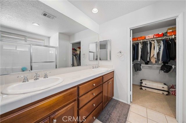 9352 Condor Court, Pacoima (los Angeles), CA 91331