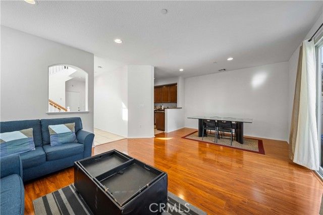 9352 Condor Court, Pacoima (los Angeles), CA 91331