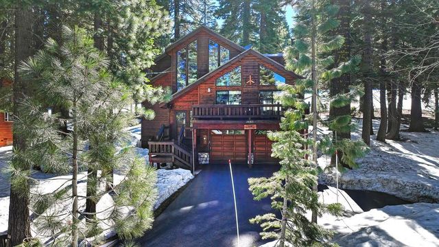 14165 Copenhagen Dr, Truckee, CA 96161