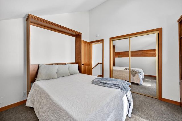 14165 Copenhagen Dr, Truckee, CA 96161