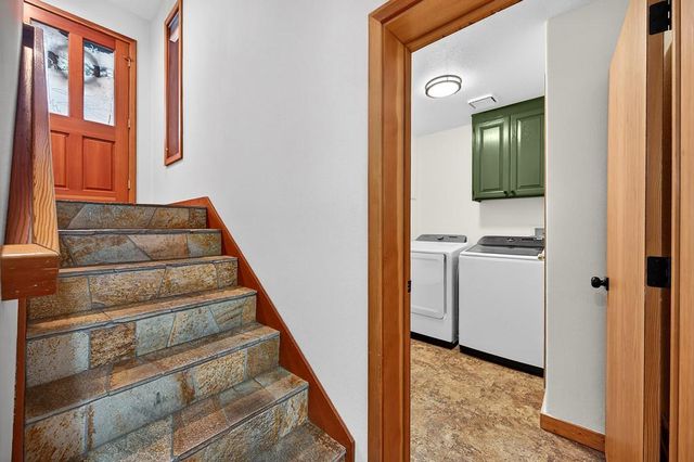 14165 Copenhagen Dr, Truckee, CA 96161