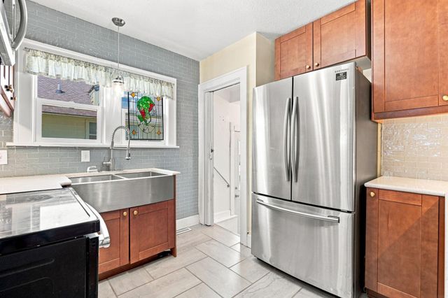 613 Reber Avenue, Waterloo, IA 50701