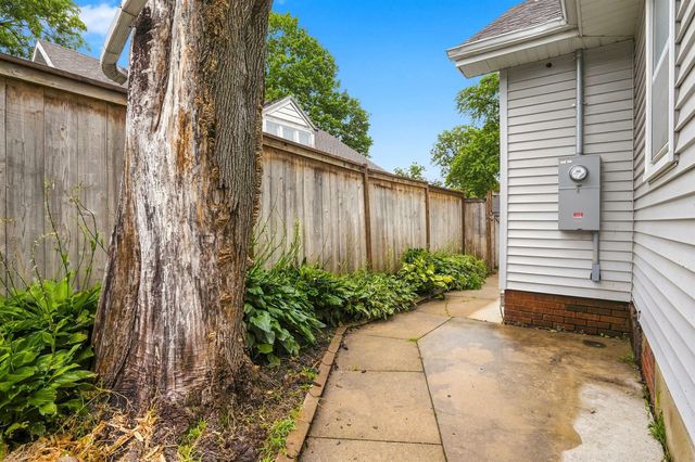 613 Reber Avenue, Waterloo, IA 50701