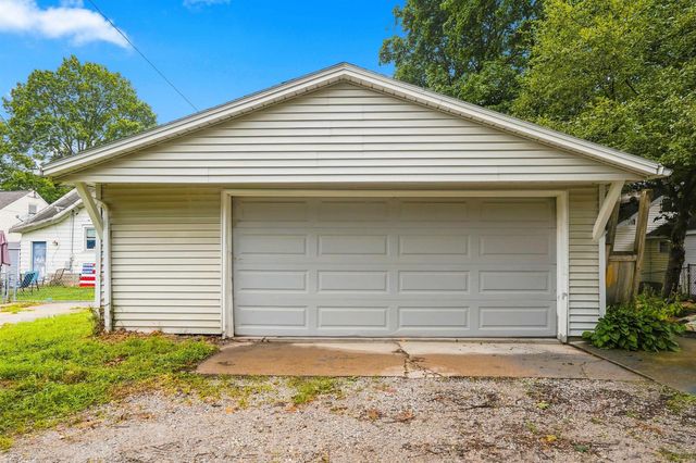 613 Reber Avenue, Waterloo, IA 50701