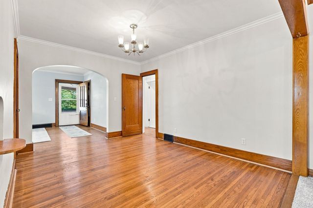 613 Reber Avenue, Waterloo, IA 50701
