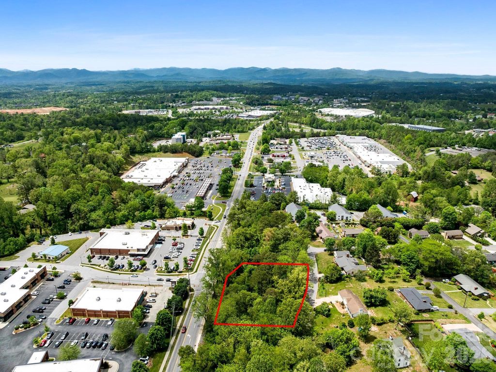 99999 Weaver Boulevard, Weaverville, NC 28787