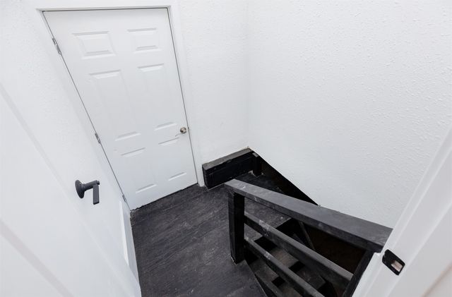 2944 Dean Avenue, Des Moines, IA 50317