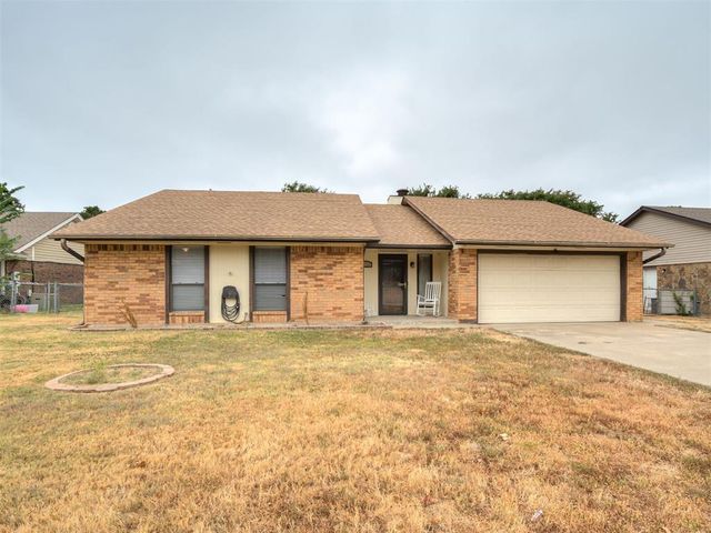 955 Buckwood Drive, Choctaw, OK 73020