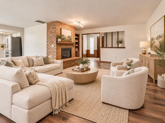 955 Buckwood Drive, Choctaw, OK 73020