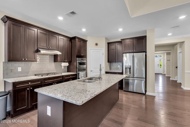 43 Bernini Way, Monmouth Junction, NJ 08852