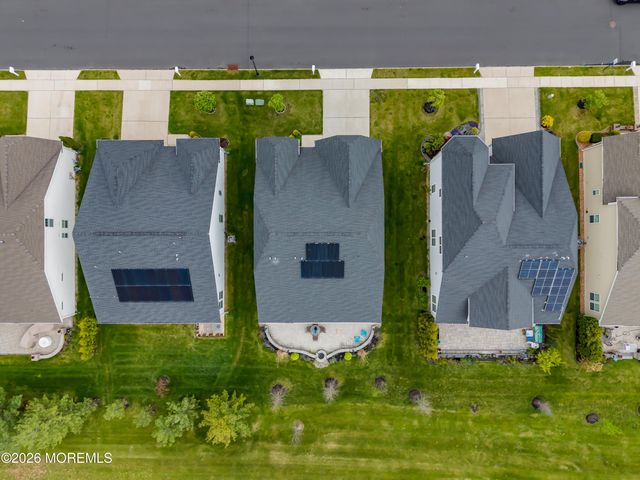 43 Bernini Way, Monmouth Junction, NJ 08852