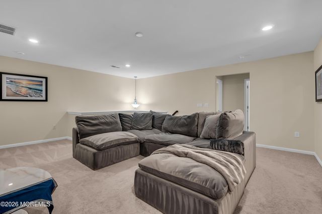 43 Bernini Way, Monmouth Junction, NJ 08852