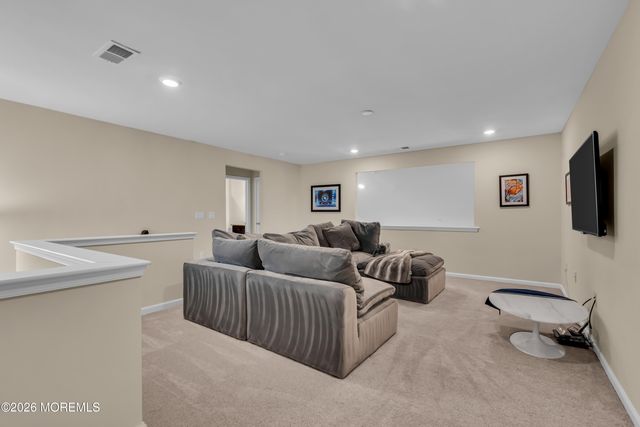 43 Bernini Way, Monmouth Junction, NJ 08852