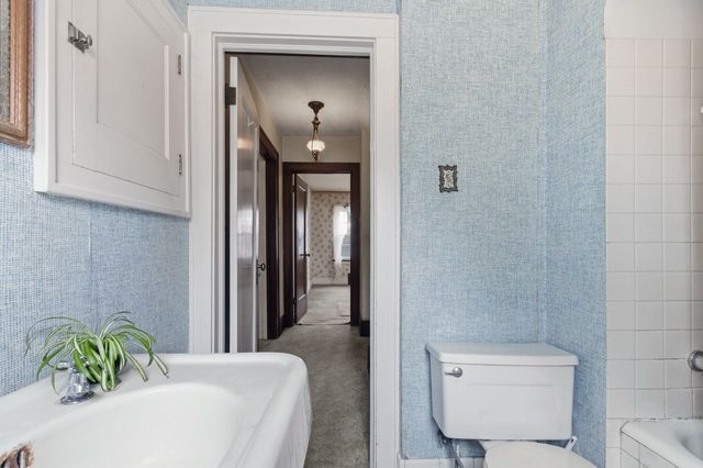 8016 DRIFTWOOD Drive, Erie, PA 16511