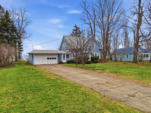 8016 DRIFTWOOD Drive, Erie, PA 16511