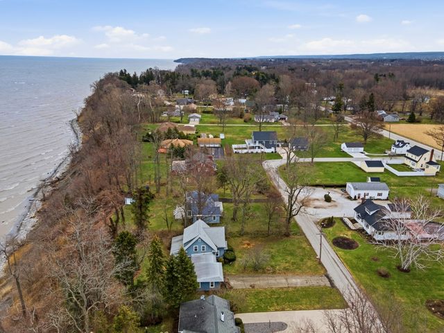 8016 DRIFTWOOD Drive, Erie, PA 16511