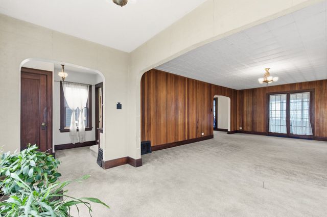 8016 DRIFTWOOD Drive, Erie, PA 16511