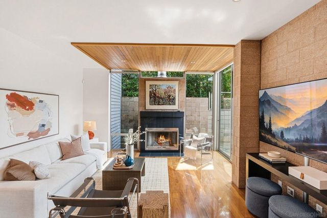 337 Playa Del Norte, La Jolla, CA 92037