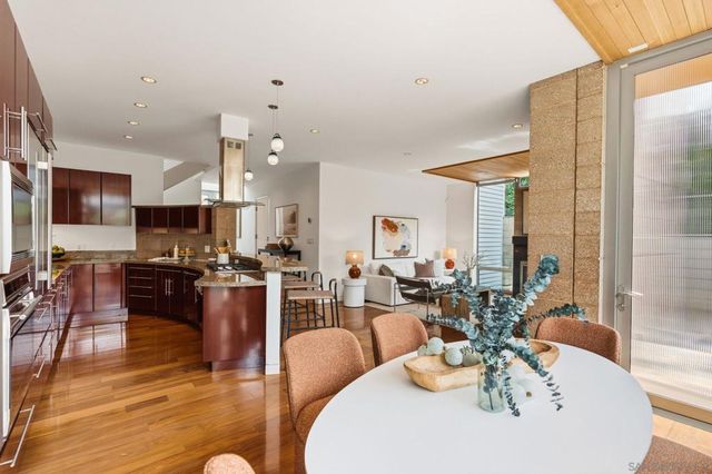 337 Playa Del Norte, La Jolla, CA 92037