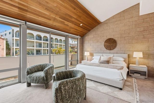 337 Playa Del Norte, La Jolla, CA 92037