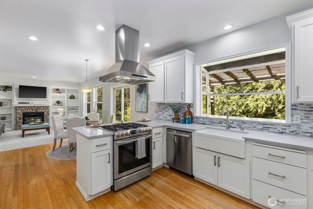918 167th Avenue SE, Snohomish, WA 98290
