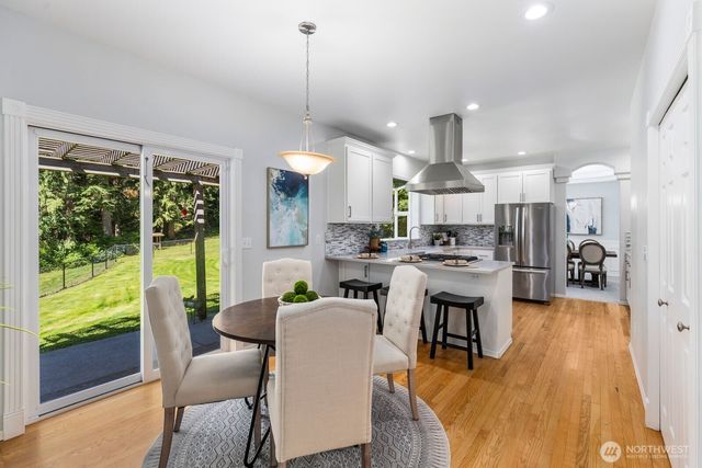 918 167th Avenue SE, Snohomish, WA 98290