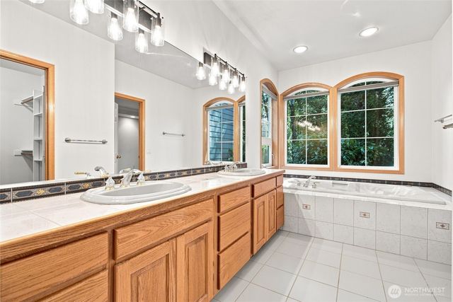 4606 Saddleback Drive NW, Gig Harbor, WA 98332