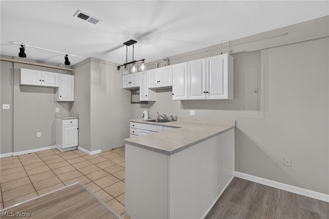 1900 Euclid Avenue 215, Cleveland, OH 44115