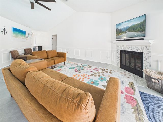 15018 REDCLIFF DRIVE, Tampa, FL 33625