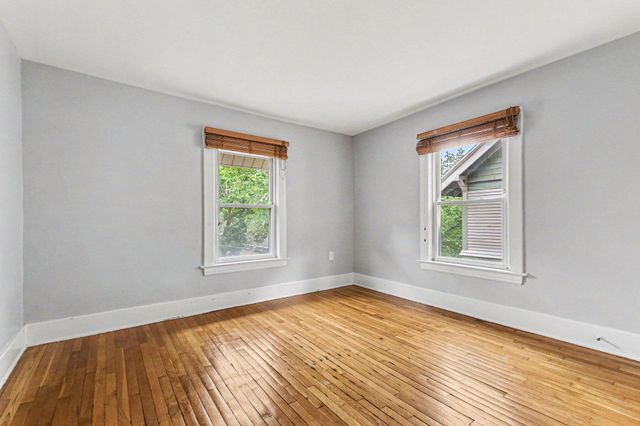 47 Carlton Avenue SE, Grand Rapids, MI 49506