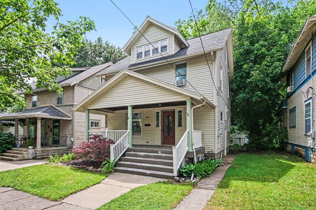 47 Carlton Avenue SE, Grand Rapids, MI 49506