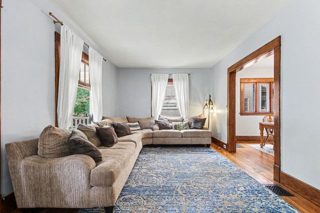 47 Carlton Avenue SE, Grand Rapids, MI 49506