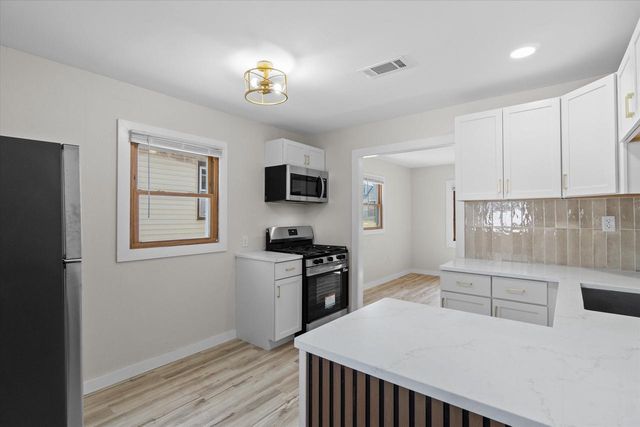 3428 S 3rd STREET, Milwaukee, WI 53207