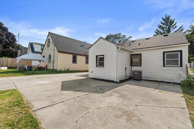 3428 S 3rd STREET, Milwaukee, WI 53207