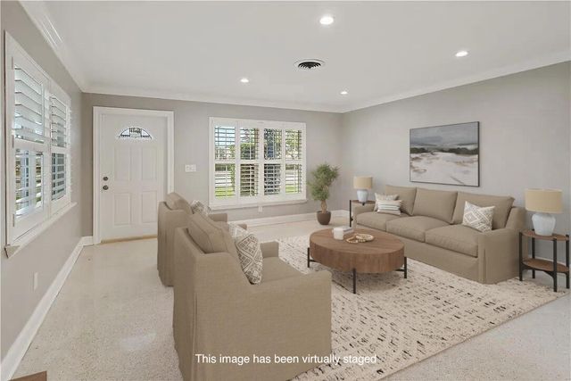 555 20th Street, Vero Beach, FL 32960