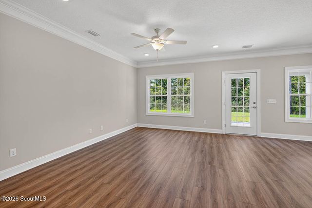 212 Allie Loop, Brunswick, GA 31525