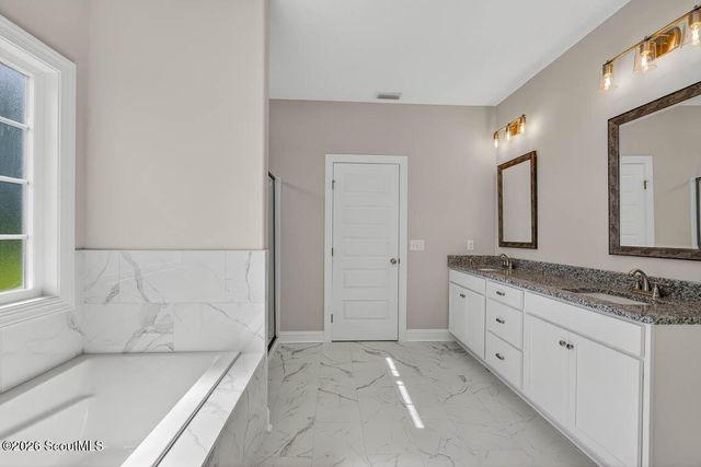 212 Allie Loop, Brunswick, GA 31525