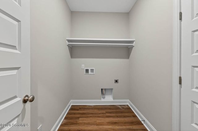 212 Allie Loop, Brunswick, GA 31525