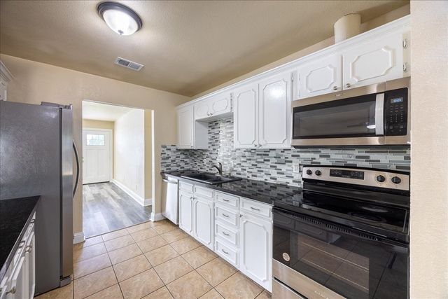 5709 Denise Drive, Haltom City, TX 76148