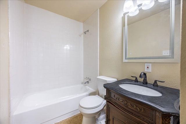 5709 Denise Drive, Haltom City, TX 76148