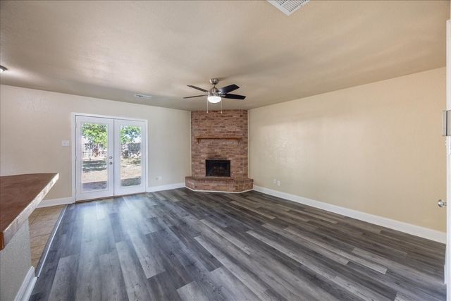 5709 Denise Drive, Haltom City, TX 76148