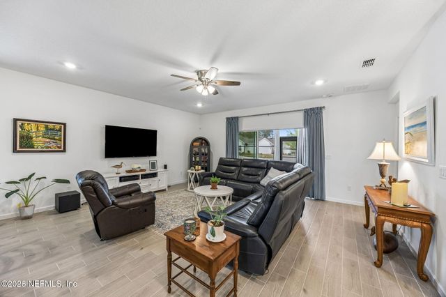 75008 PONDSIDE Lane, Yulee, FL 32097