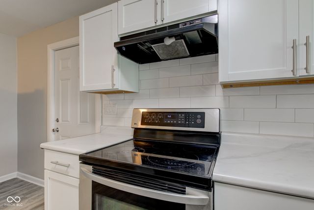 1467 W 33rd Street, Indianapolis, IN 46208