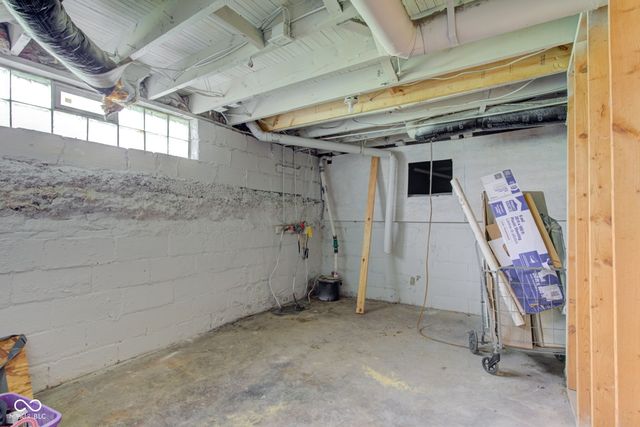 1467 W 33rd Street, Indianapolis, IN 46208